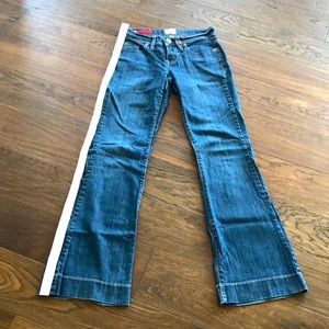Tommy Hilfiger jeans mid rise very flattering